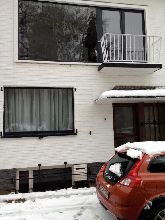 Guesthouse Au Coin De La Rue Malmedy Luaran gambar